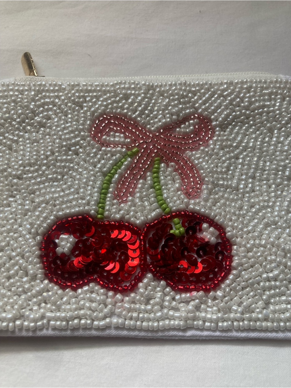 Beaded Cherry Coin Purse - Seed Bead Pair of Cherries with Pink Bow - Picture 4 of 10